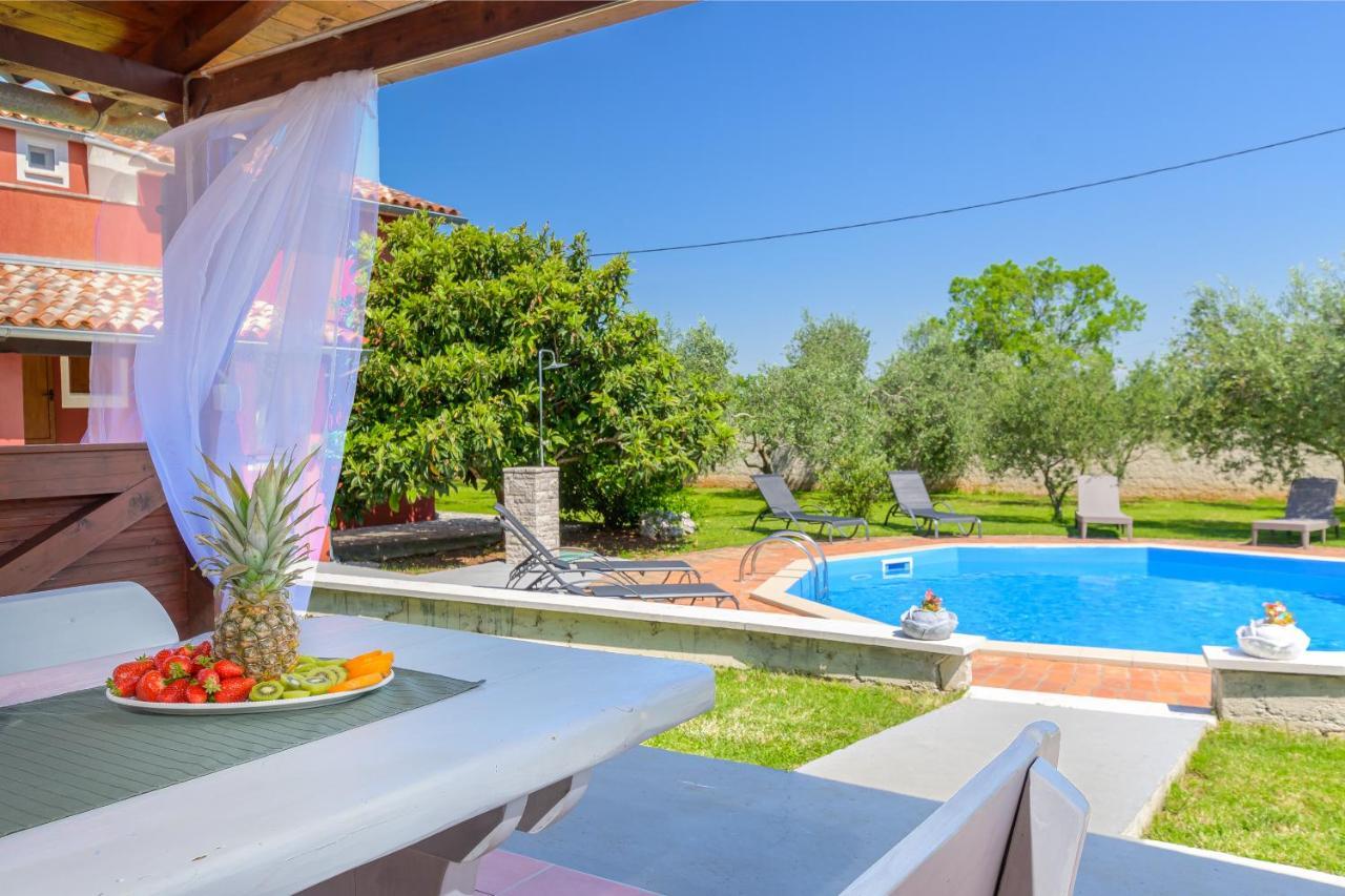 Villa Carla With Private Pool & Kids Playground - Pet Friendly Mutvoran Extérieur photo