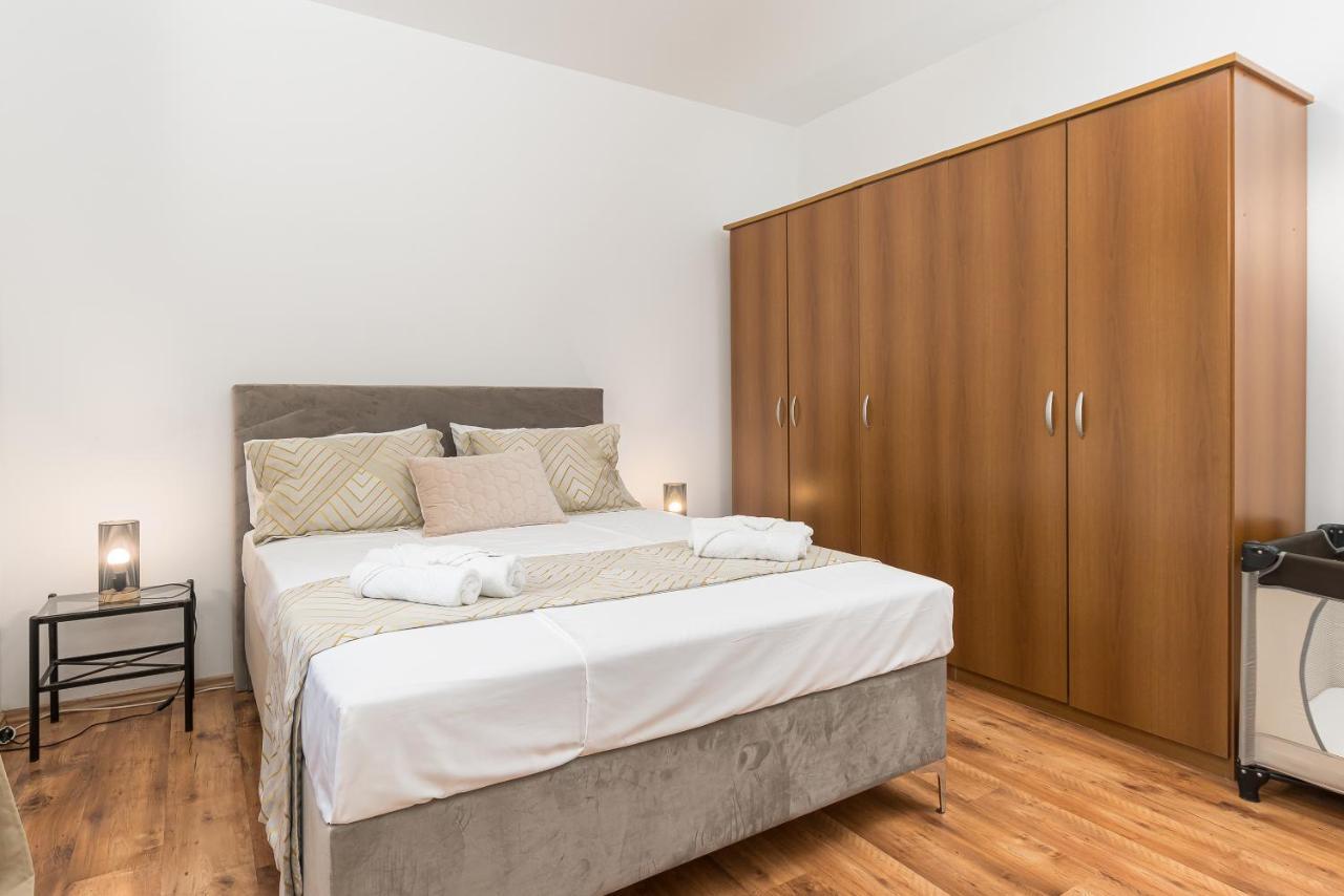 Villa Carla With Private Pool & Kids Playground - Pet Friendly Mutvoran Extérieur photo