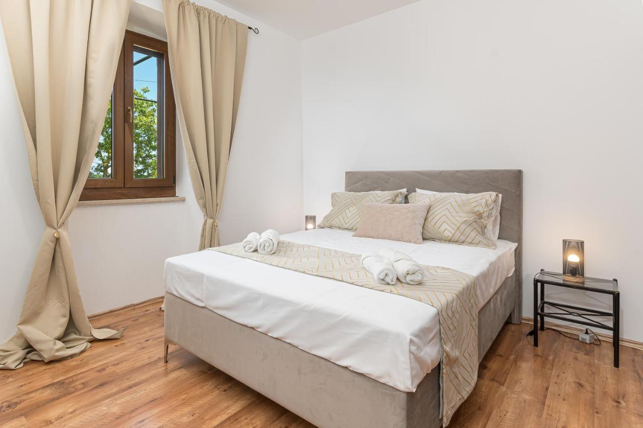 Villa Carla With Private Pool & Kids Playground - Pet Friendly Mutvoran Extérieur photo