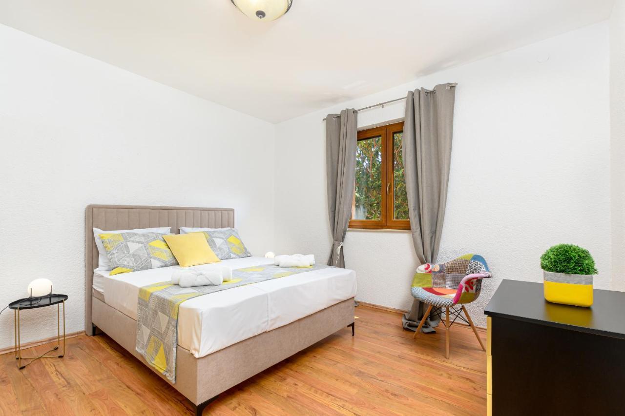 Villa Carla With Private Pool & Kids Playground - Pet Friendly Mutvoran Extérieur photo