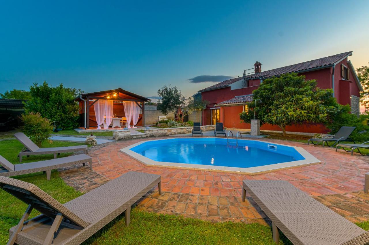 Villa Carla With Private Pool & Kids Playground - Pet Friendly Mutvoran Extérieur photo